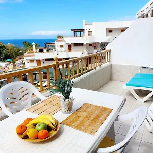 Apartment First Line Los Geranios Ocean View Air Conditioned 50 M From La Pinta Beach, Costa Adeje (Tenerife)